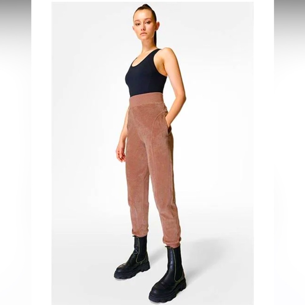 NWT Sweat Betty Retake Velour Pant Size Medium